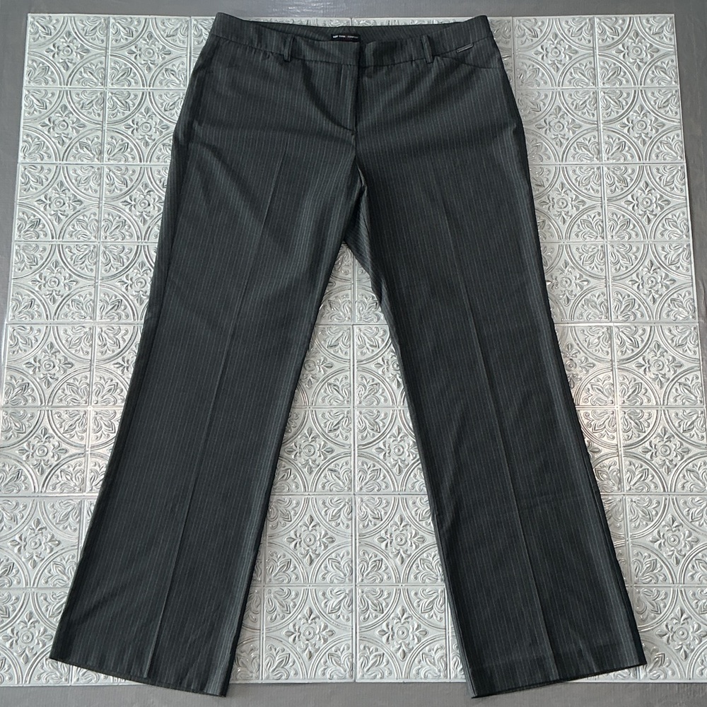 NY&Co Gray Pinstripe Bootcut Trouser 14 Average High Rise Corporate Goth Office